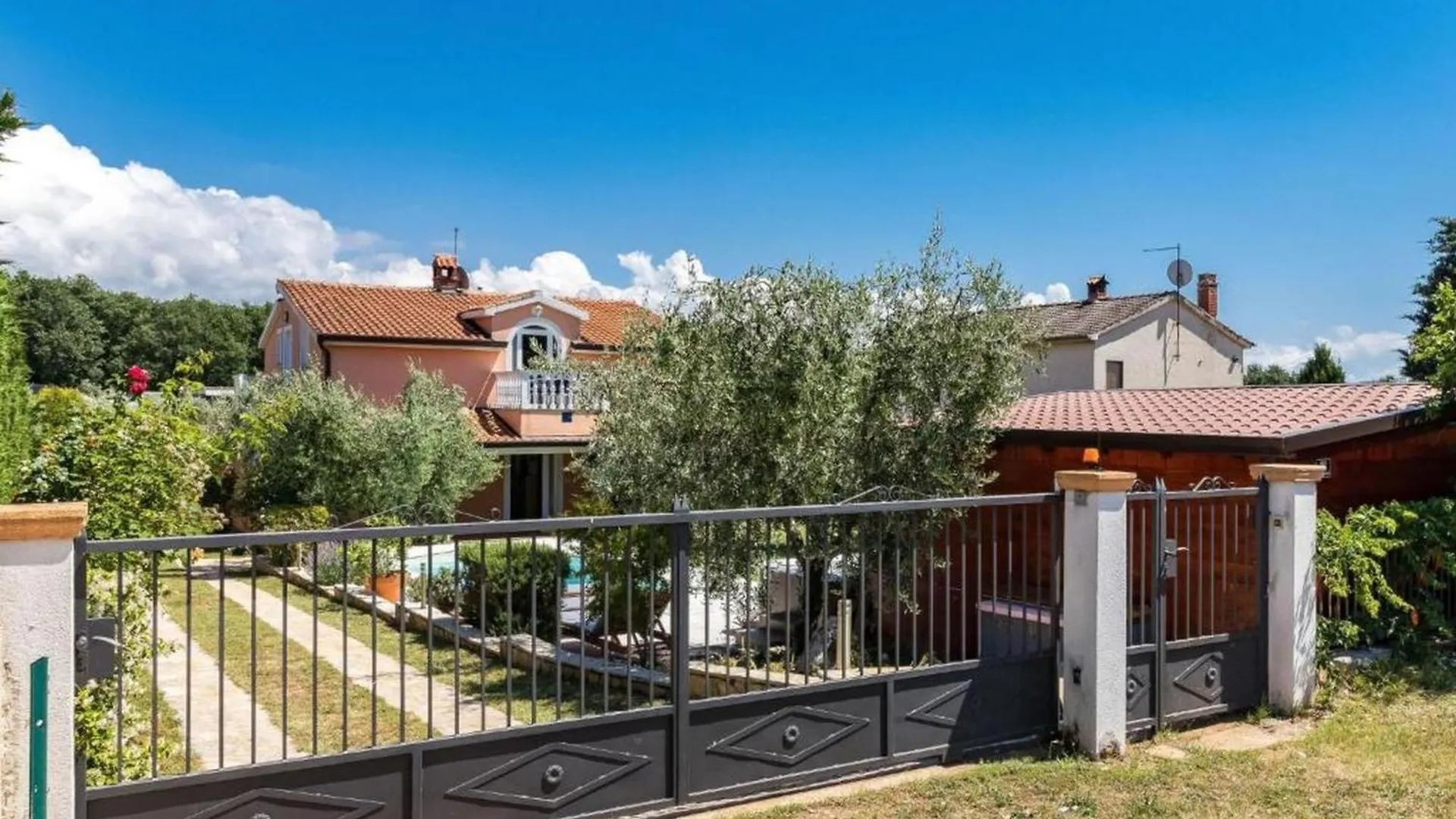 別荘 Tar-Vabriga House Haus Petarヴィラ